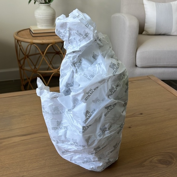 Stanley Halloween Web Black Glow in the Dark Quencher H2.0 Flowstate Stainless - Picture 15 of 16